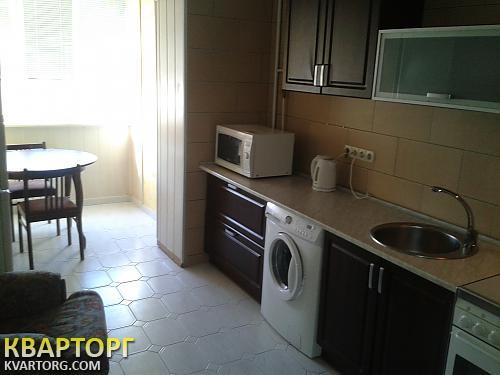 Rent out 3-room apartment. Киев,  Ахматовой — photo 1