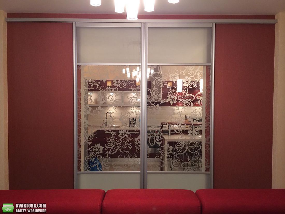Rent out 2-room apartment. Киев, Леси Украинки бул — photo 1