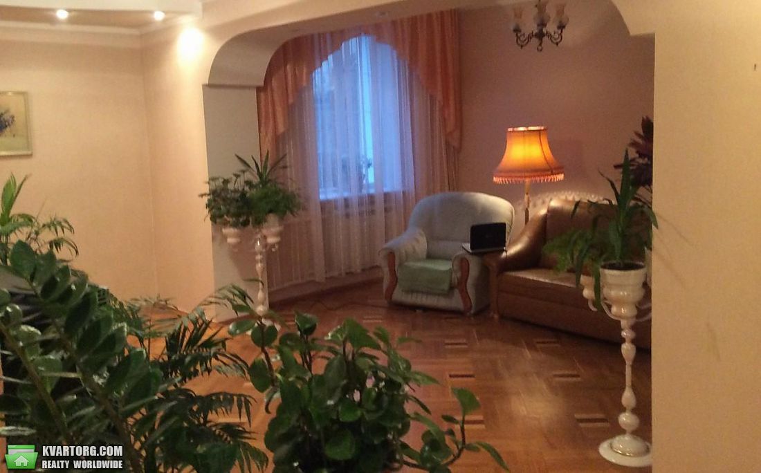 Rent out house. Киев,  Саратовская — photo 6