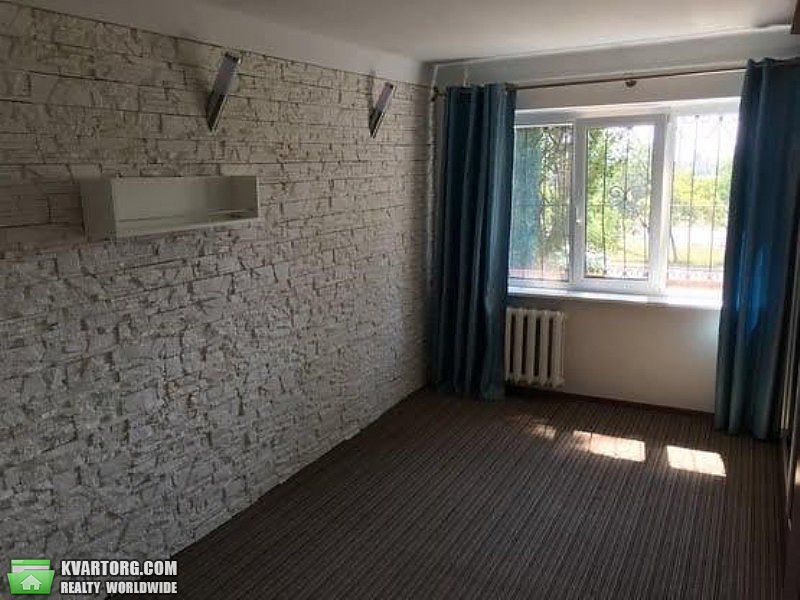 Sell 2-room apartment. Киев,  Зодчих — photo 1