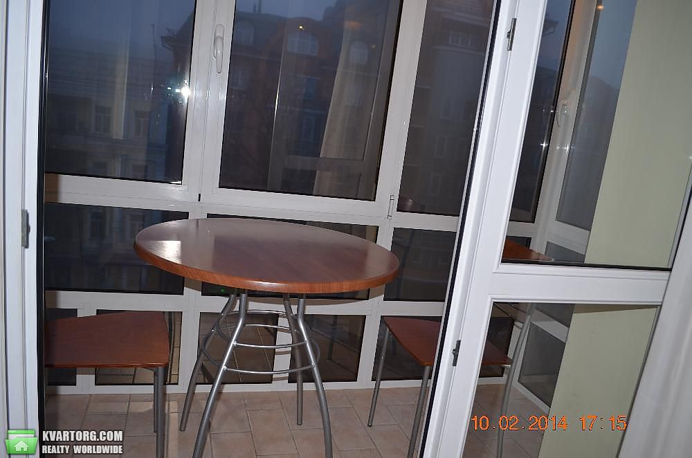 Rent out 2-room apartment. Киев,  Мазепы — photo 5