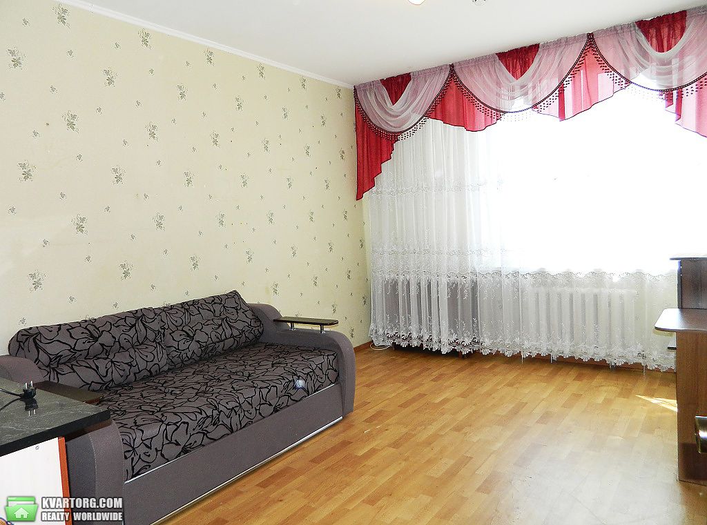 Sell 3-room apartment. Киев,  Пчелки — photo 1
