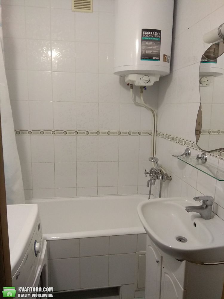 Rent out 2-room apartment. Киев,  Введенская — photo 6