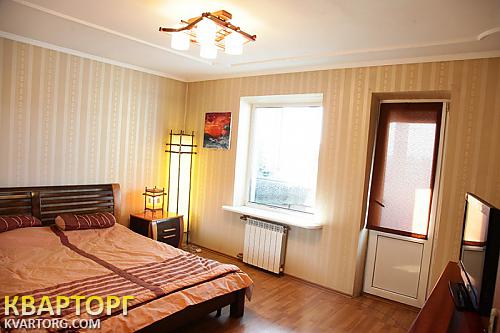 Rent out 2-room apartment. Киев, Декабристов — photo 2