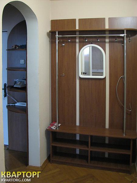 Rent out 2-room apartment. Киев,  Вишняковская — photo 5