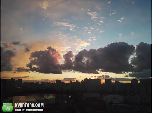 Rent out 2-room apartment. Киев,  Декабристов — photo 1
