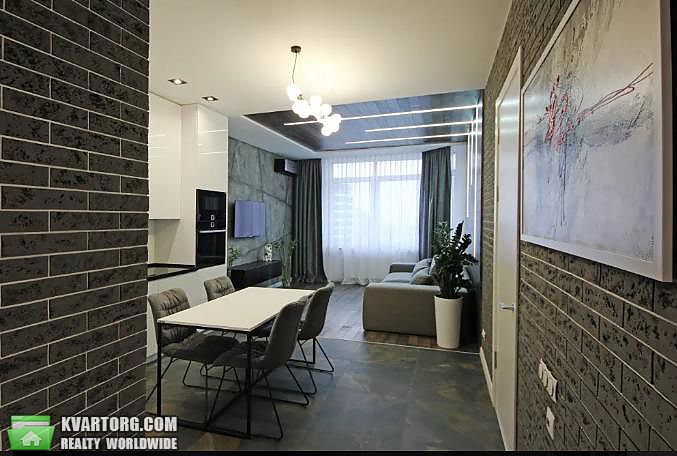 Rent out 2-room apartment. Киев, Коновальца Евгения — photo 4