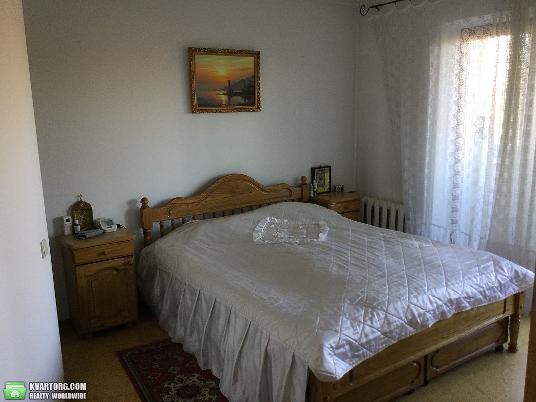 Sell 4-room apartment. Днепропетровск, Набережная Победы — photo 2