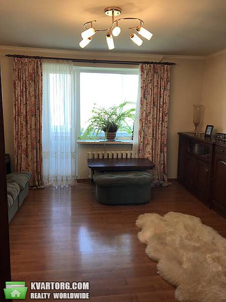 Sell 3-room apartment. Киев,  Стратегическое шоссе — photo 4