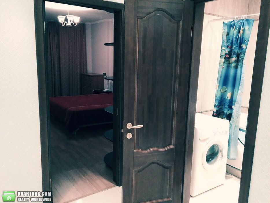 Rent out 2-room apartment. Киев, Днепровская Набережная — photo 8