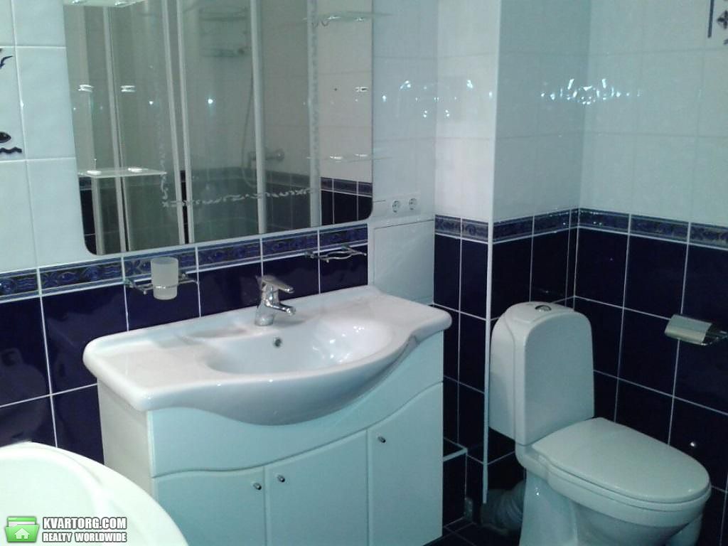 Rent out 2-room apartment. Киев,  Туровская — photo 8