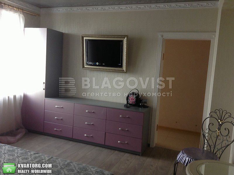 Rent out 4-room apartment. Киев, Днепровская набережная — photo 10