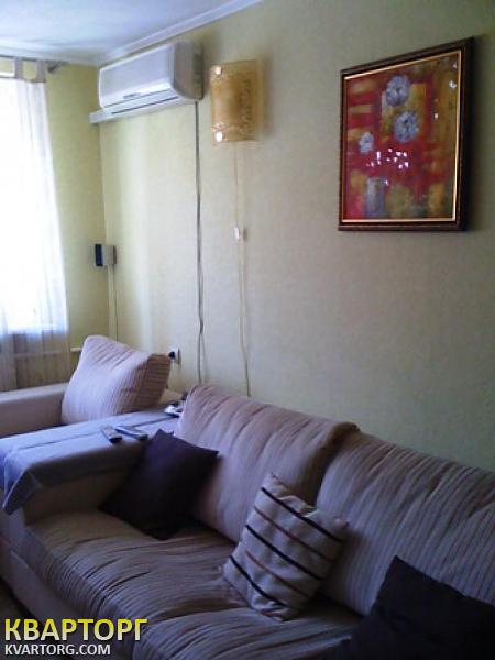 Rent out 2-room apartment. Днепропетровск,  Кирова — photo 2