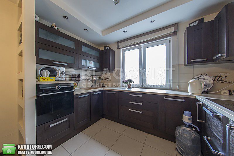 Sell 3-room apartment. Киев,  Урловская — photo 8