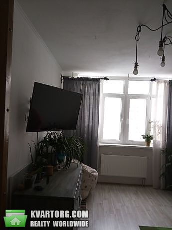 Sell 1-room apartment. Киев,  Воскресенская — photo 3