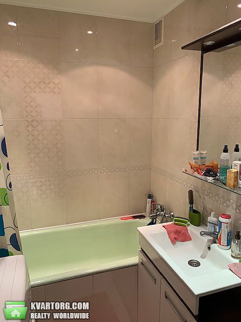 Rent out 1-room apartment. Киев,  Радунская — photo 8