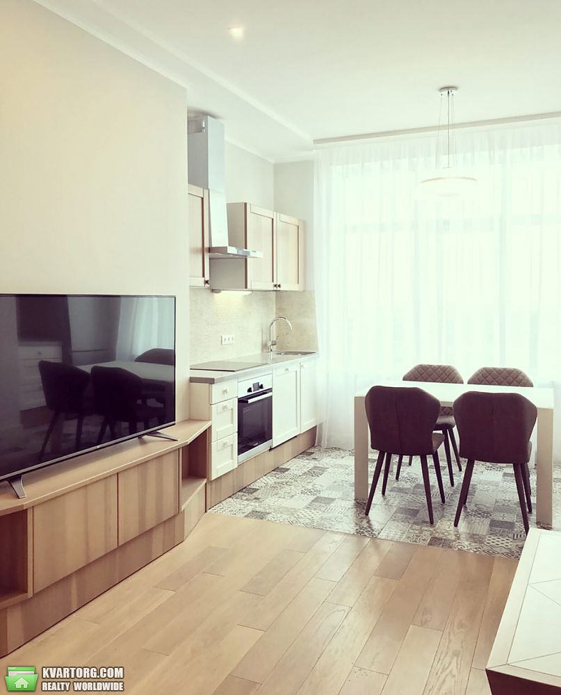 Rent out 3-room apartment. Киев, Драгомирова ул. — photo 6