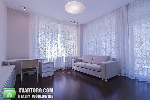 Rent out 4-room apartment. Киев, Драгомирова ул. — photo 9