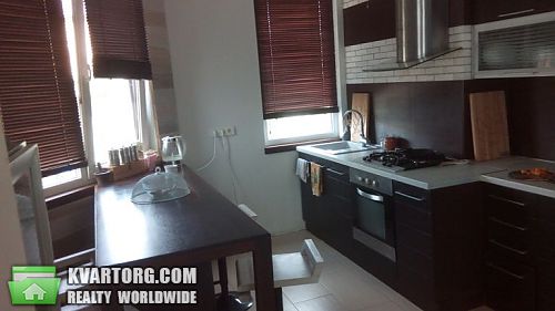 Rent out house. Киев, Юнкерова — photo 4