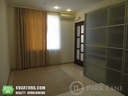 Sell 2-room apartment. Киев, Лаврская — photo 3