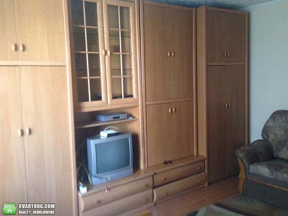 Rent out 1-room apartment. Киев,  Черновола — photo 3