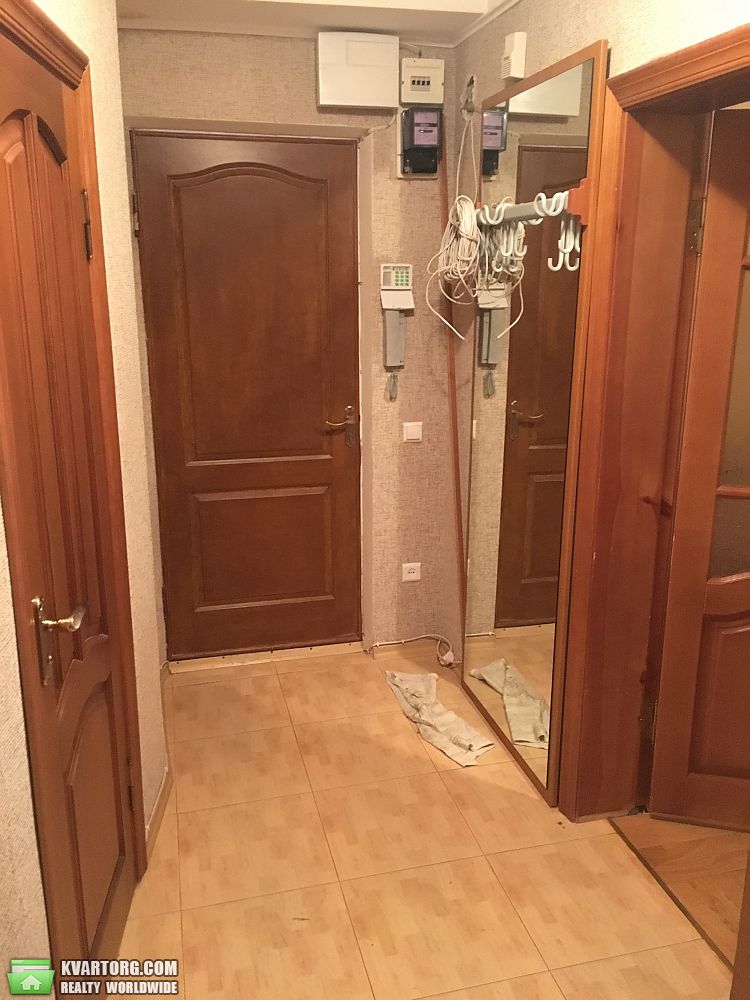 Sell 3-room apartment. Киев,  Гната Юры — photo 2