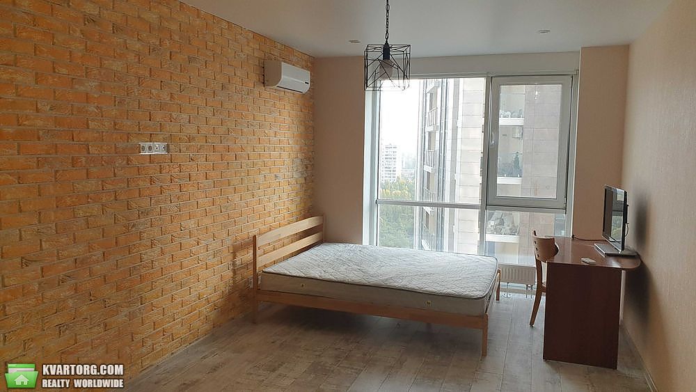 Rent out 1-room apartment. Киев, Жмаченко — photo 1