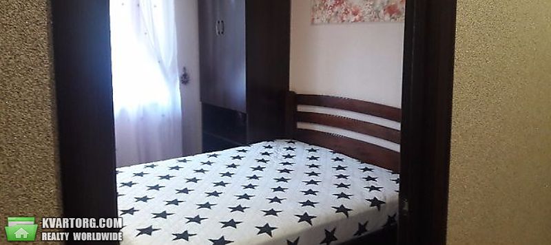 Sell 3-room apartment. Киев,  Ромена Роллана — photo 1