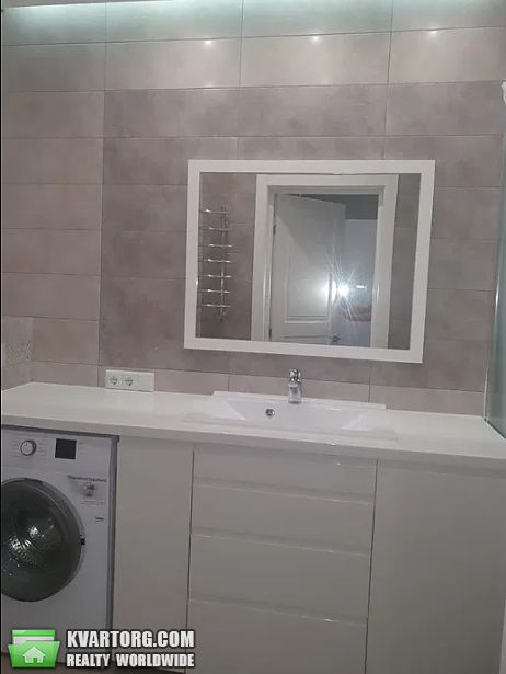 Rent out 3-room apartment. Львов, Хлібна — photo 3