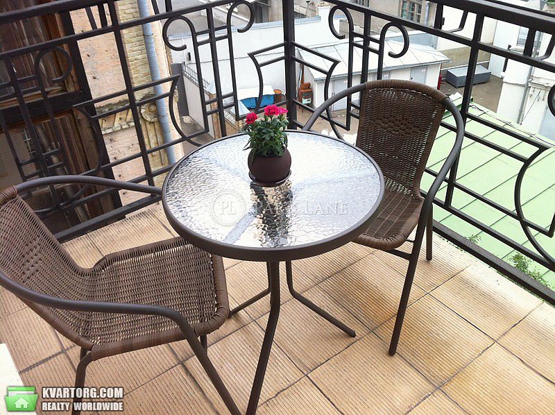Rent out 3-room apartment. Киев,  Барбюса — photo 8