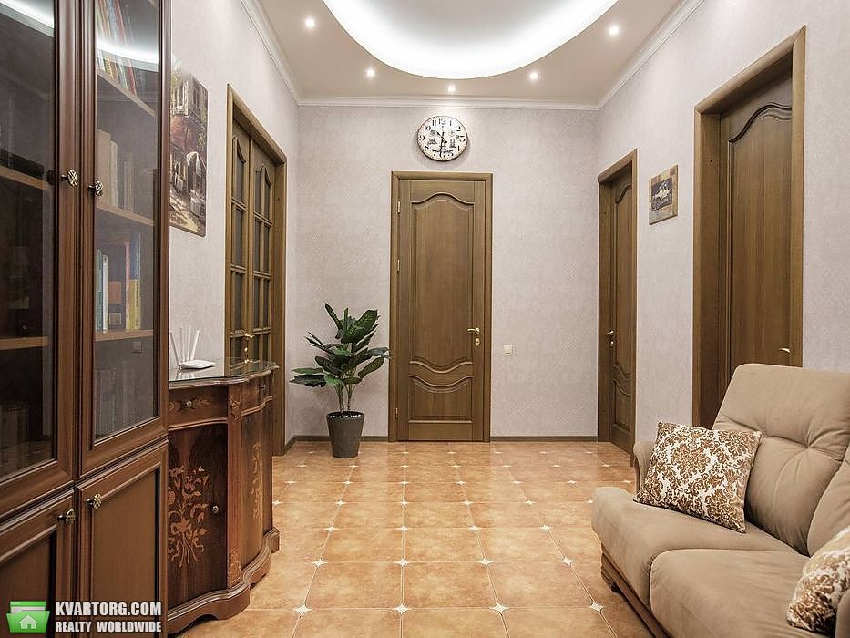 Rent out 3-room apartment. Киев,  Грушевского — photo 7