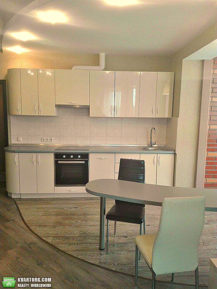 Rent out 2-room apartment. Киев,  Ревуцкого — photo 10