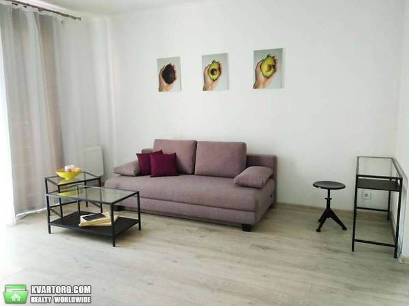 Sell 2-room apartment. Киев, Демеевская — photo 2