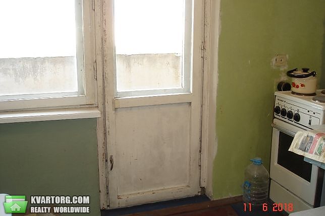 Sell 2-room apartment. Киев,  Автозаводская — photo 1