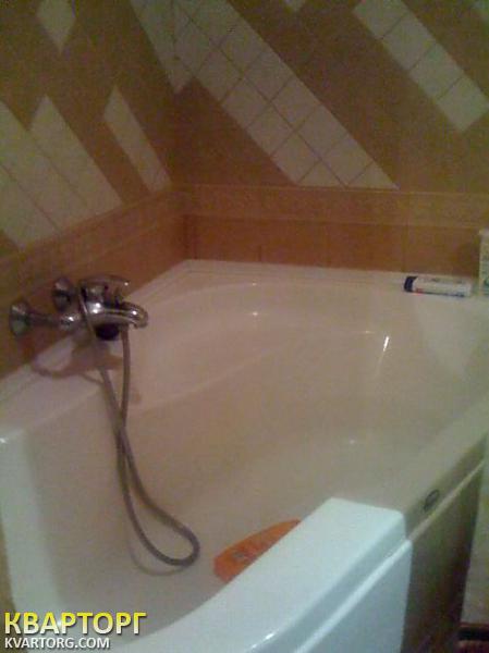 Sell 3-room apartment. Киев, Ватутина пр — photo 1