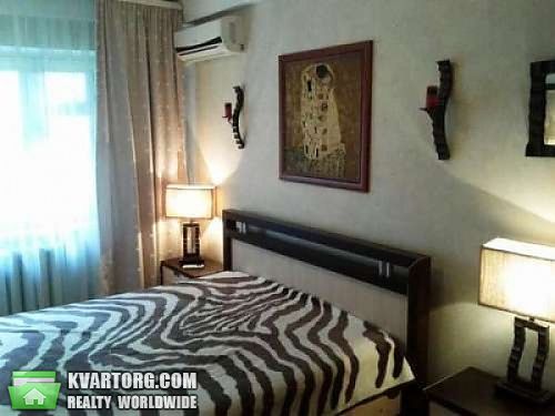 Sell 3-room apartment. Киев,  Борщаговская — photo 2