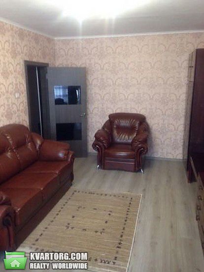 Rent out 2-room apartment. Киев,  Героев Днепра — photo 4