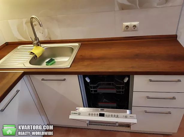 Rent out 2-room apartment. Киев, Сеченова — photo 3