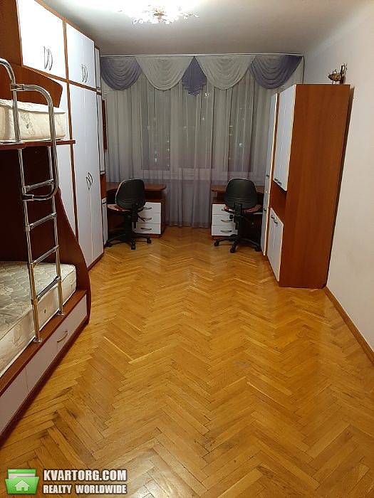 Sell 3-room apartment. Киев,  Автозаводская — photo 3