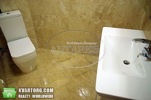 Rent out 3-room apartment. Киев, Леси Украинки бул — photo 8