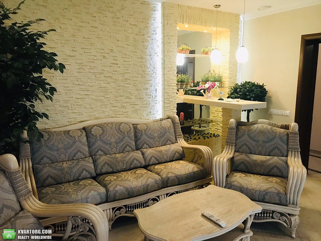 Sell house. Киев,  Садовая Осокорки — photo 3
