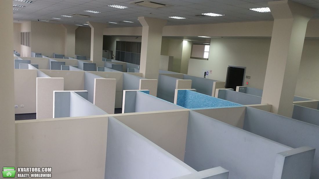Rent out office. Киев,  Сурикова — photo 3