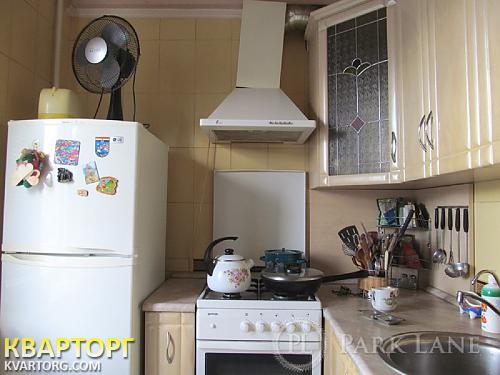 Sell 2-room apartment. Киев,  Дегтяревская — photo 4