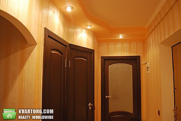 Rent out 2-room apartment. Киев,  Глебова — photo 1