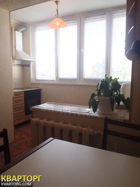 Rent out 1-room apartment. Киев, Эрнста — photo 2