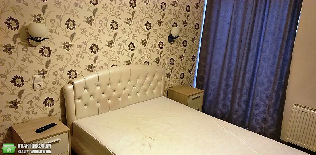 Rent out 1-room apartment. Киев, Регенераторная — photo 1