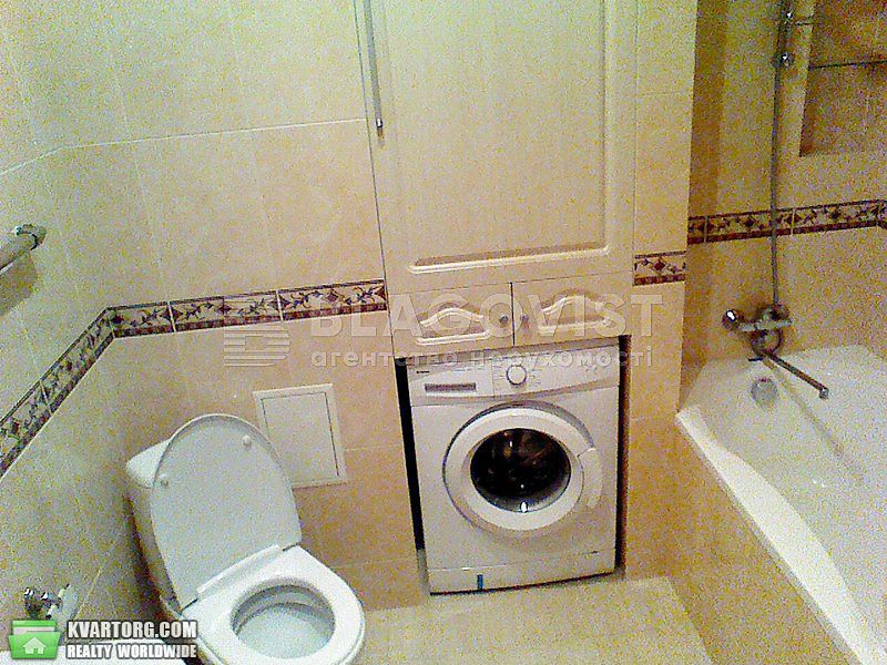 Rent out 3-room apartment. Киев, Николая Бажана — photo 10