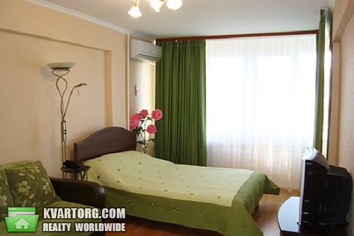 Rent out 1-room apartment. Одесса, Заболотного — photo 1