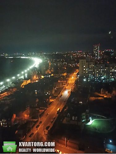 Sell 2-room apartment. Киев,  Петропавловская — photo 2