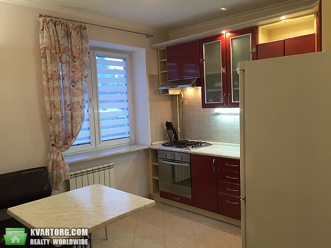 Rent out 1-room apartment. Киев,  Мечникова — photo 1